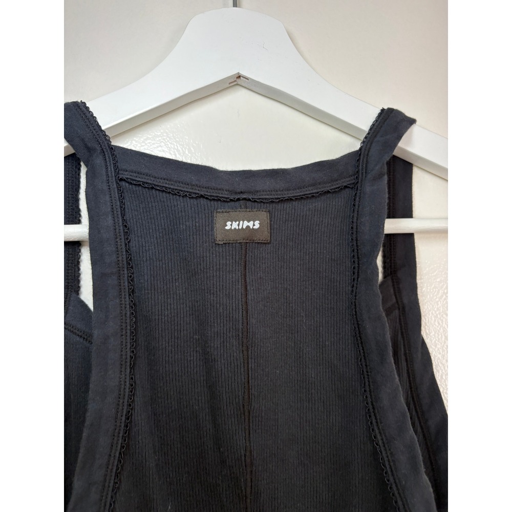 SKIMS Cotton Rib Tank Top Small Soot Black Picot Trim Scoop Neck Basic - Picture 5 of 6